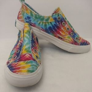 Blowfish Malibu Women's Fruit Play Sneaker Size 10